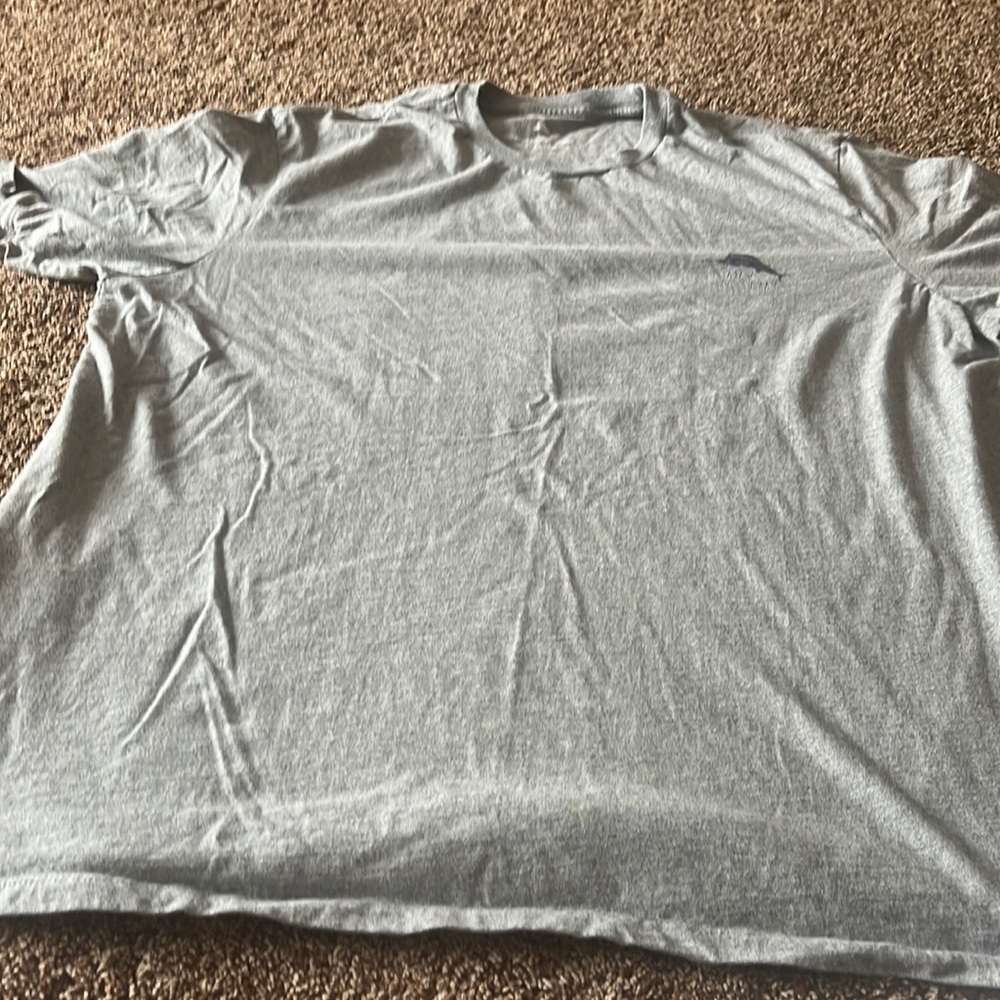 Tommy Bahama men’s Gray t-shirt with all fins and games on the back